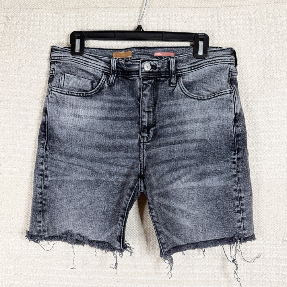 ANTHROPOLOGIE Pilcro black wash Slim Boyfriend shorts SIZE 30
